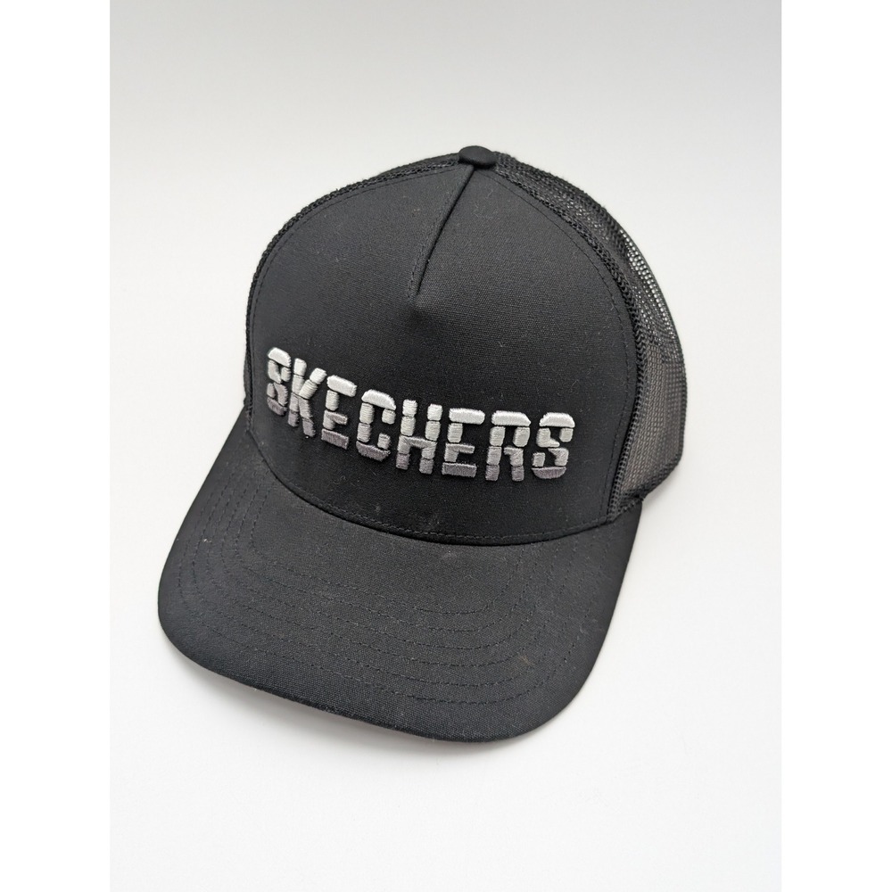 Skechers Trucker Hat Unisex OSFM Black 3D Embroidered Logo Snapback Mesh